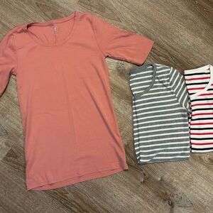 Gap maternity shirt bundle